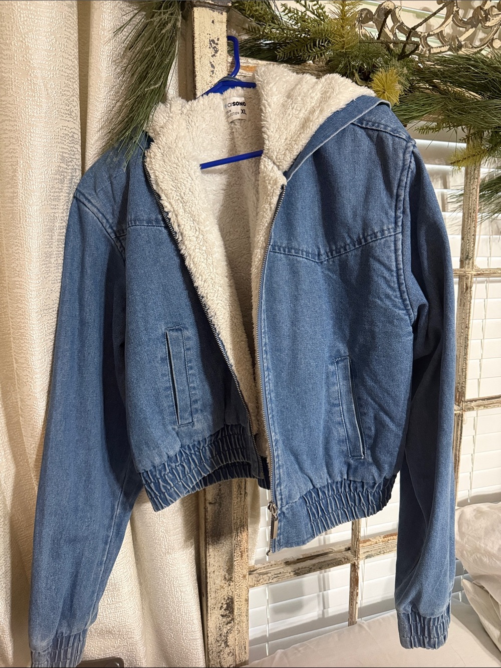 CISONO Blue Denim Sherpa-Lined Hooded Jacket